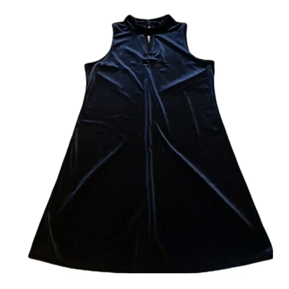 Black Stretch Velvet Worthington Swing Dress